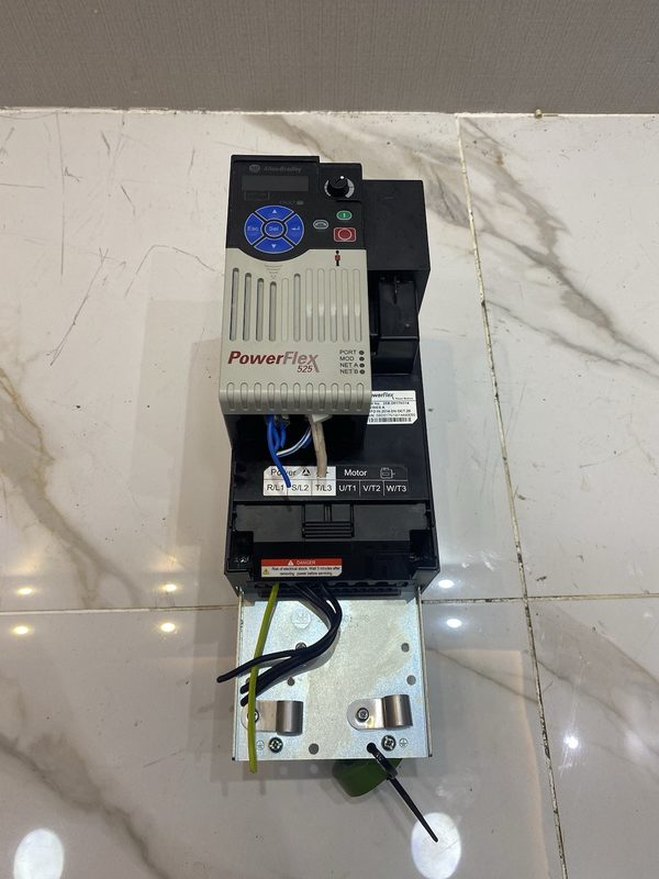 Частотный преобразователь Allen-Bradley 25B-D017N114