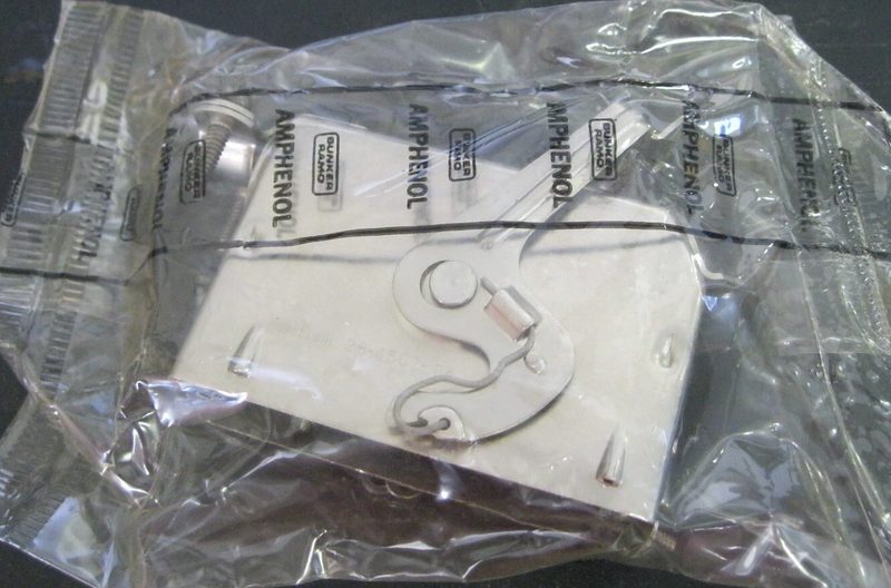 Разъём Amphenol 26-4501-24