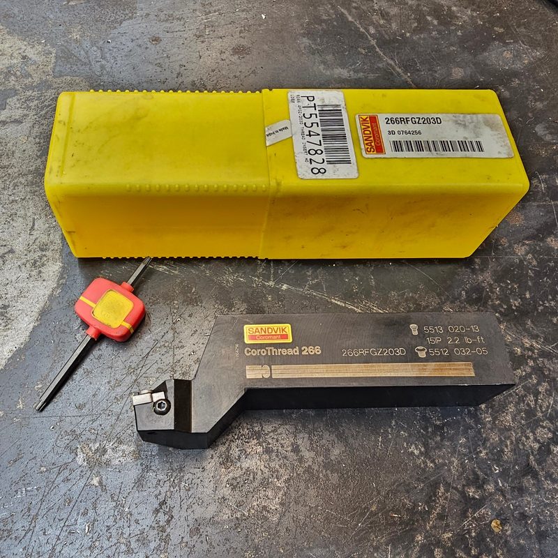 Режущий инструмент Sandvik 266.RG-16