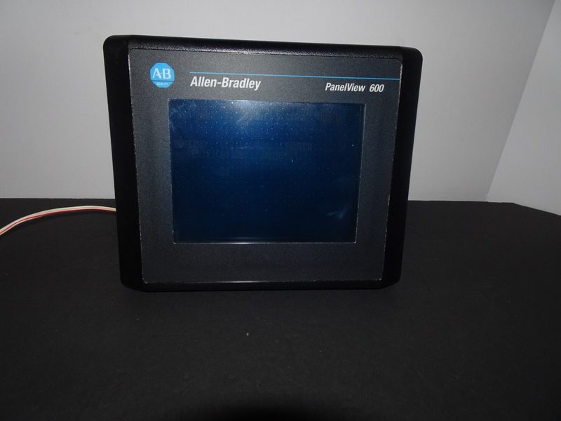 Панель оператора Allen-Bradley 2711-T6C3L1X