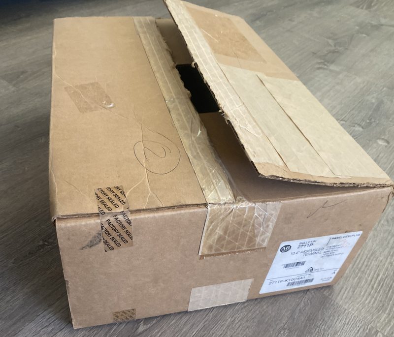 Панель оператора Allen-Bradley 2711P-K10C4A1