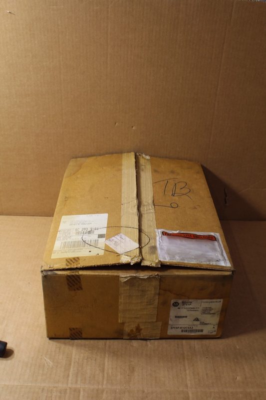 Панель оператора Allen-Bradley 2711P-K12C4A2