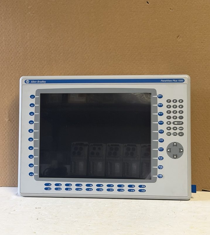 Панель оператора Allen-Bradley 2711P-RP9A