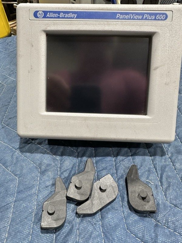 Панель оператора Allen-Bradley 2711PC-T6C20D8
