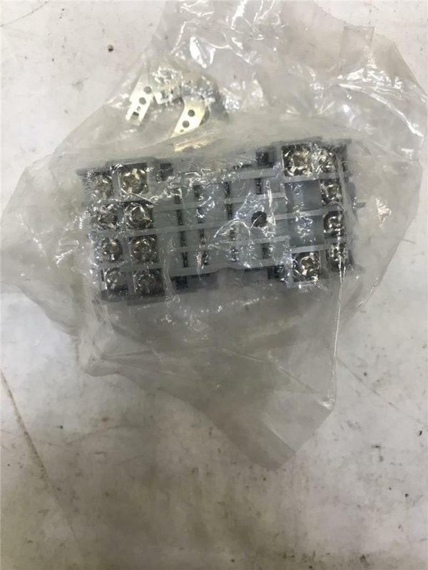Колодка реле 27E894