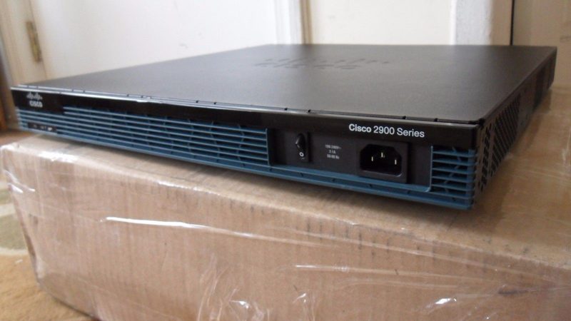 Маршрутизатор Cisco 2901