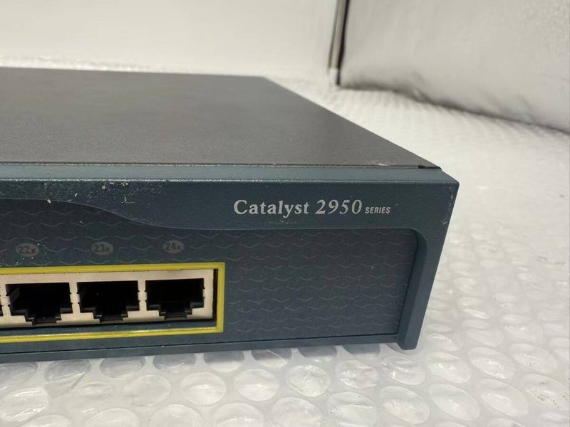 Маршрутизатор Cisco 2950C-24