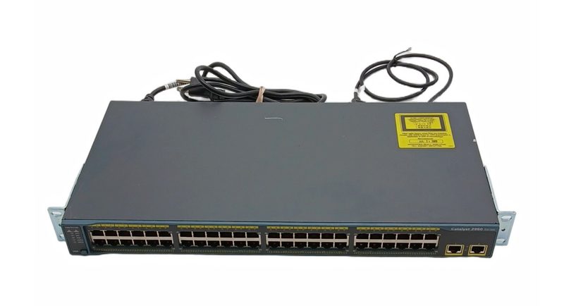 Коммутатор Cisco 2960-48TT-L