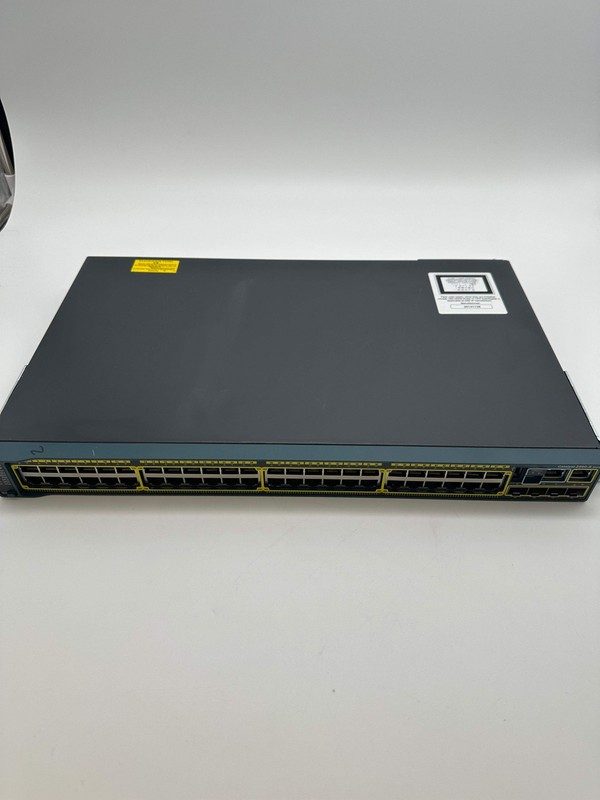 Коммутатор Cisco 2960