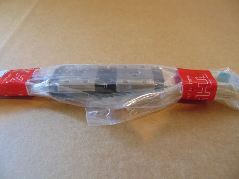 Линейная направляющая 2SRS9MUUS+220LPM