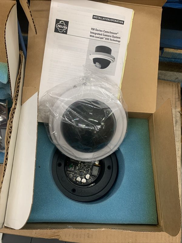 Камера Pelco 3-9MMVF