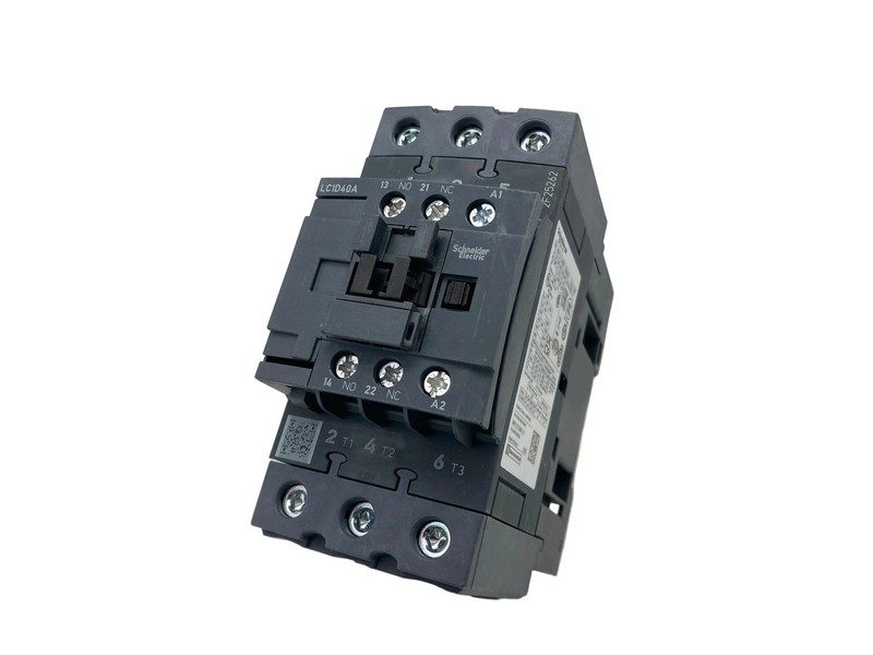 Контактор Schneider 3-POLET