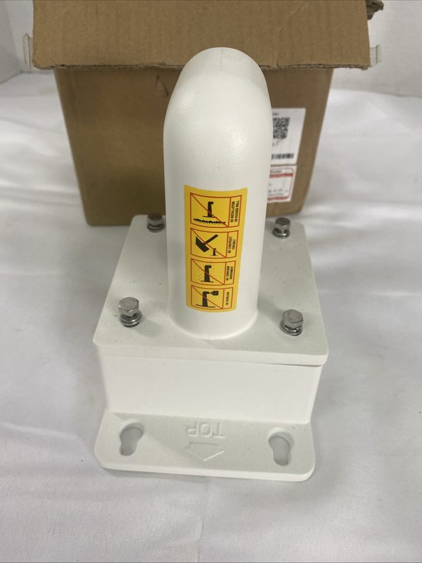 Камера Hikvision 302700456