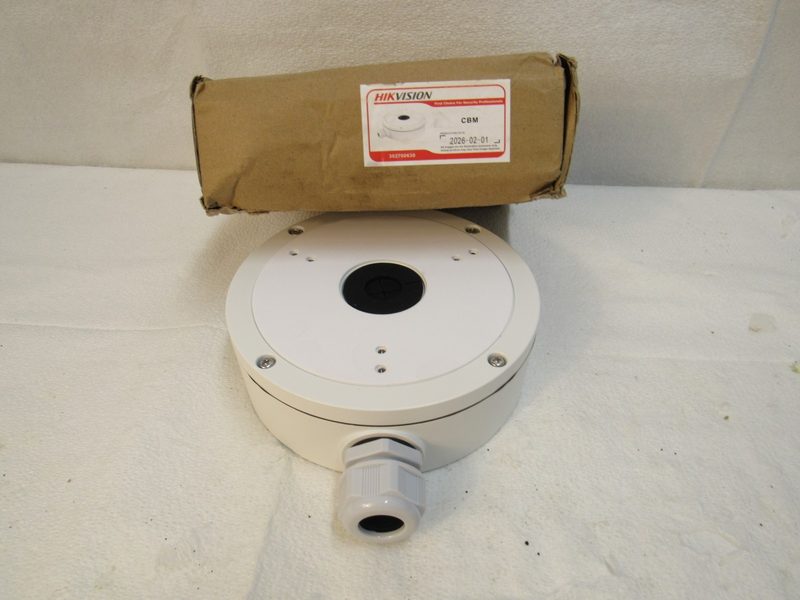 Камера Hikvision 302700630