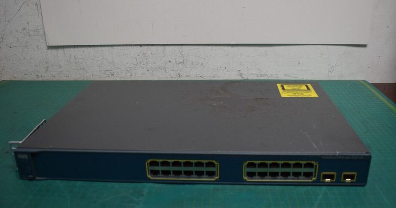 Коммутатор Cisco 3560-24PS-S