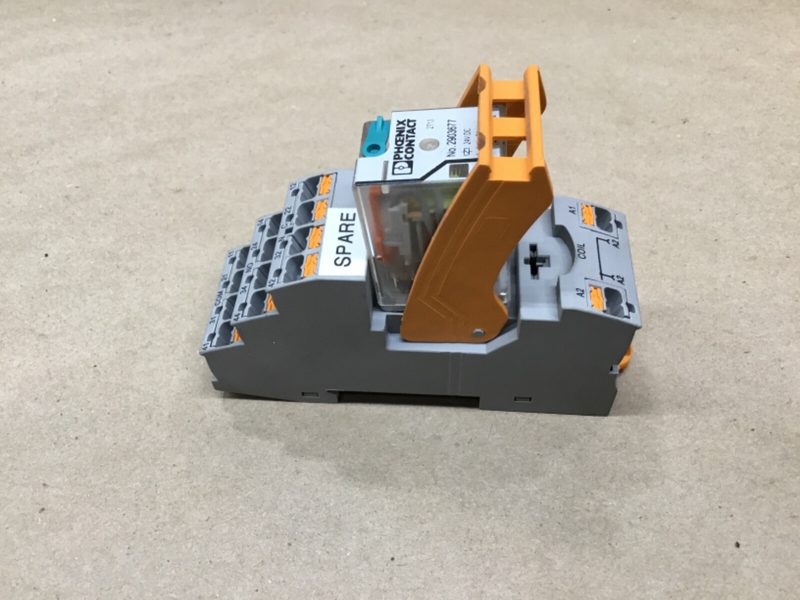 Колодка реле Phoenix Contact 35B25CW
