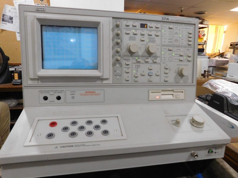 Тестер Tektronix 371A