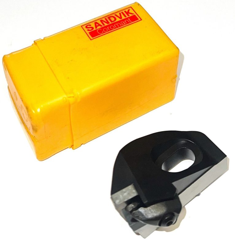 Режущий инструмент Sandvik 391.68F-6-10136C12B