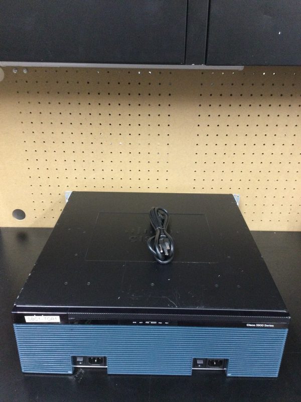 Маршрутизатор Cisco 3945-CHASSIS