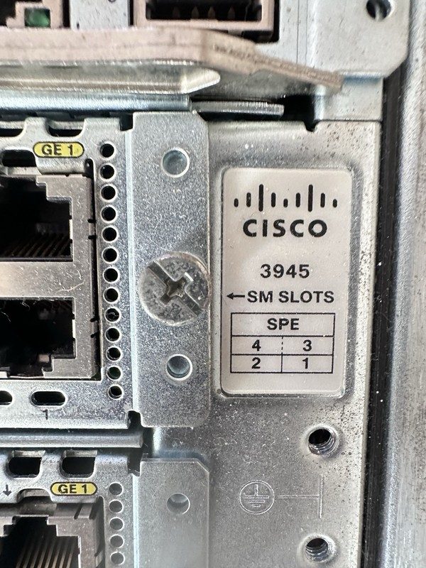 Маршрутизатор Cisco 3945