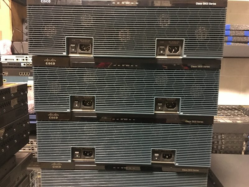 Маршрутизатор Cisco 3945E-V/K9