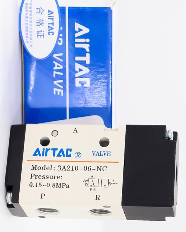 Пневмоклапан AirTAC 3A210-06-NC