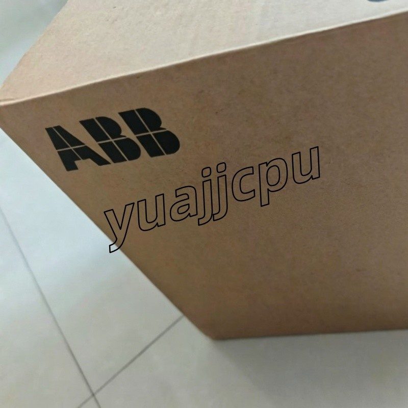 Робот ABB 3HAC032612-001
