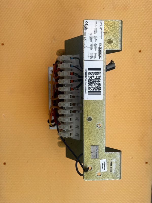 Робот ABB 3HAC037017-001