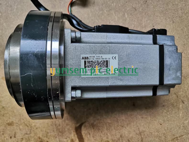 Робот ABB 3HAC037281-001