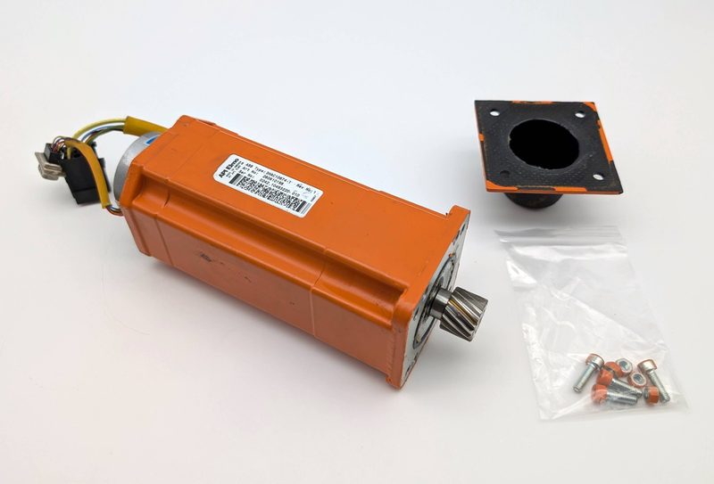 Серводвигатель ABB 3HAC10674-1