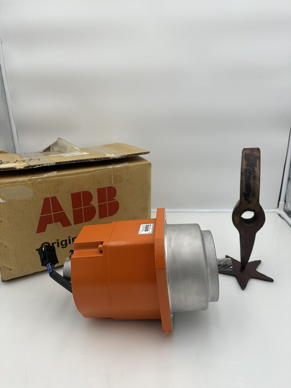Серводвигатель ABB 3HAC17332-1/01