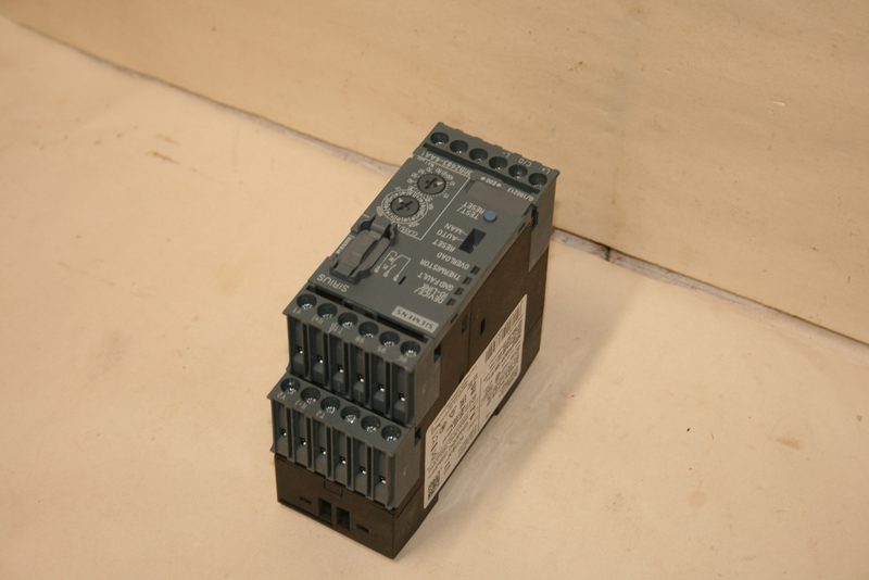Реле Siemens 3RB2483-4AA1
