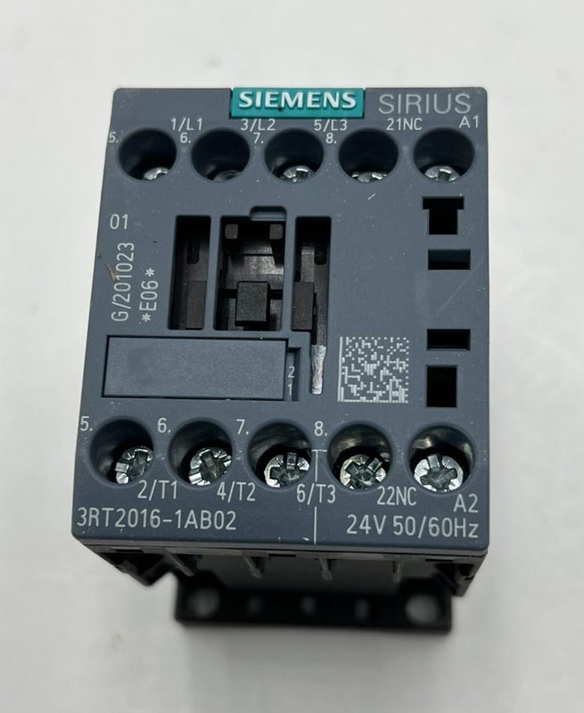 Контактор Siemens 3RT2016-1AB02