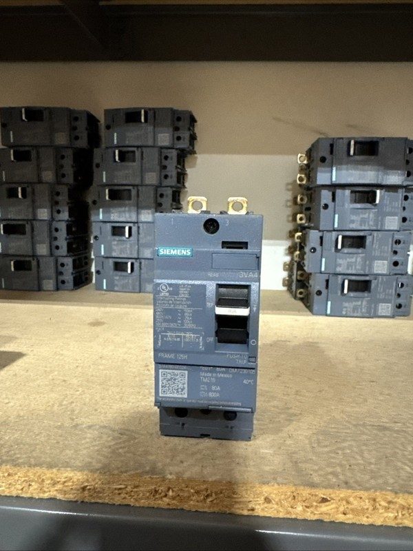 Автоматический выключатель Siemens 3VA4180-6ED24-0AA0