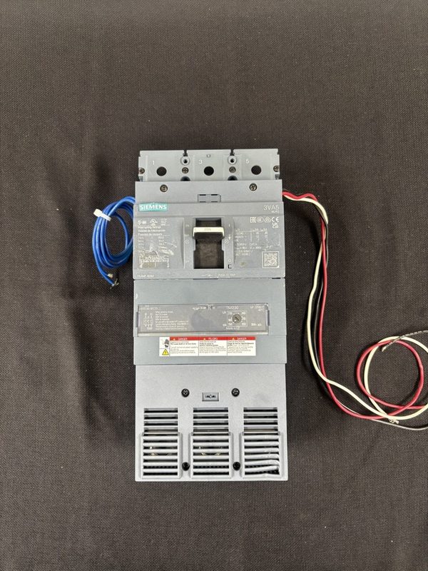 IIoT-устройство Siemens 3VA5330-5EC31