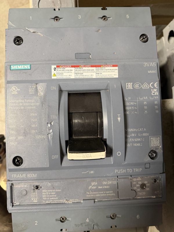 Автоматический выключатель Siemens 3VA5560