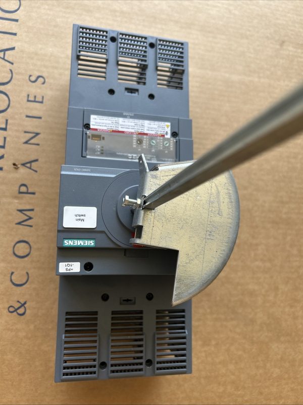 Автоматический выключатель Siemens 3VA6340-6HL31-0AA0