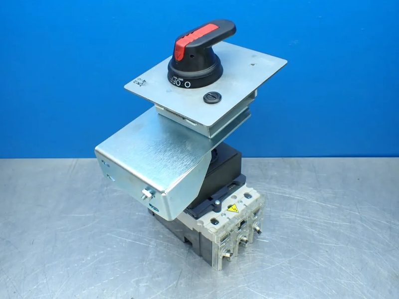 Автоматический выключатель Siemens 3VL1110-2KE30-0AA0