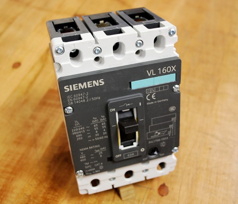 Автоматический выключатель Siemens 3VL1706-1DD33-0AA0-Z