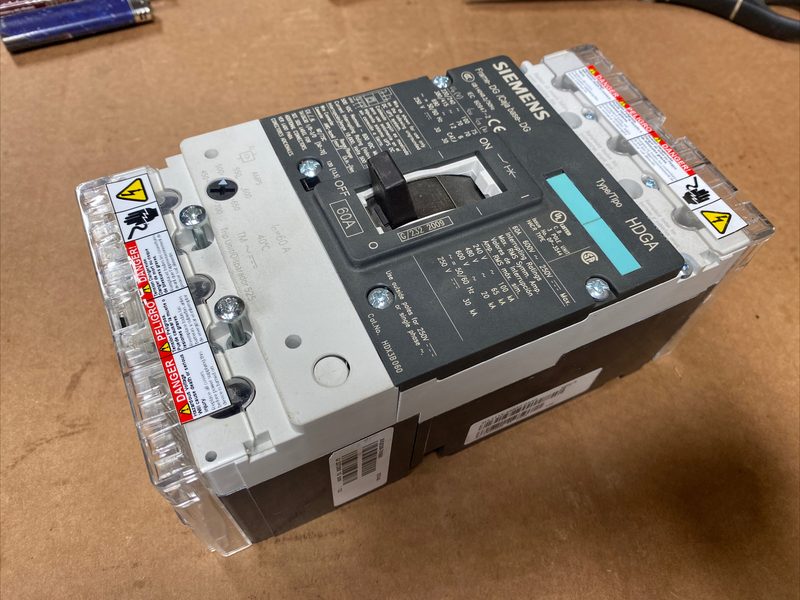 Автоматический выключатель Siemens 3VL2106-2KN30-0AA0
