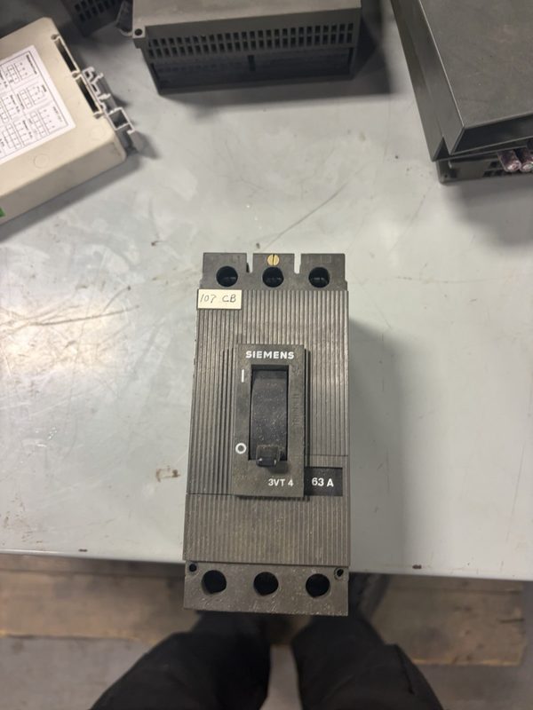 Автоматический выключатель Siemens 3VT4200-0BT00
