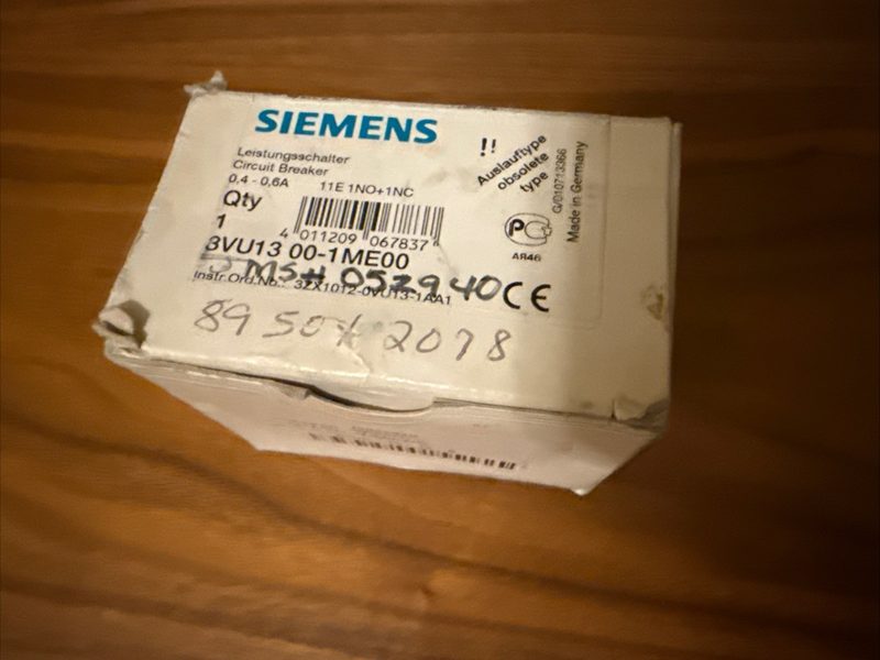 Автоматический выключатель Siemens 3VU1300-1ME00