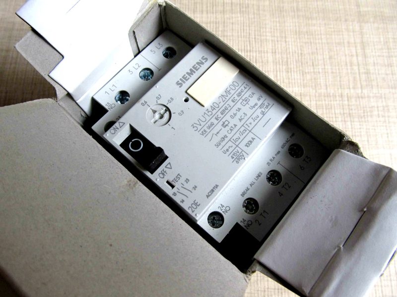 Автоматический выключатель Siemens 3VU1340-2MF00