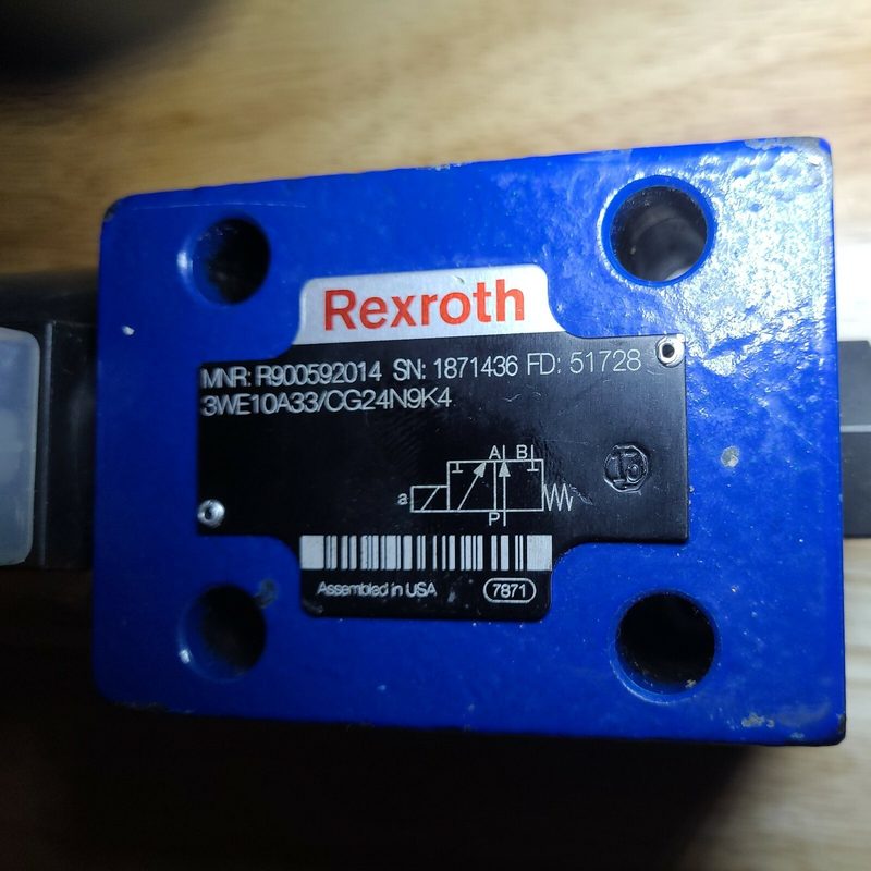 Электромагнитный клапан Bosch Rexroth 3WE10A33/CG24N9K4