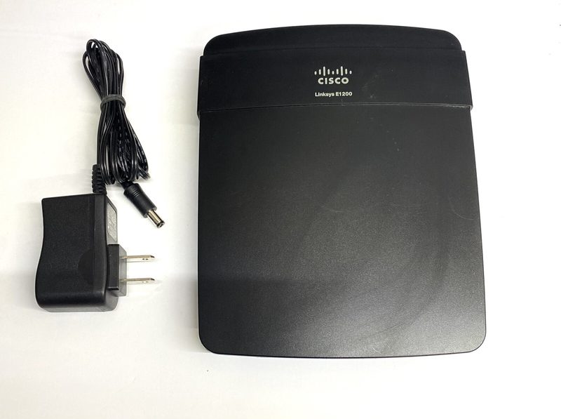 Маршрутизатор Cisco 4-PORTS/300MBP
