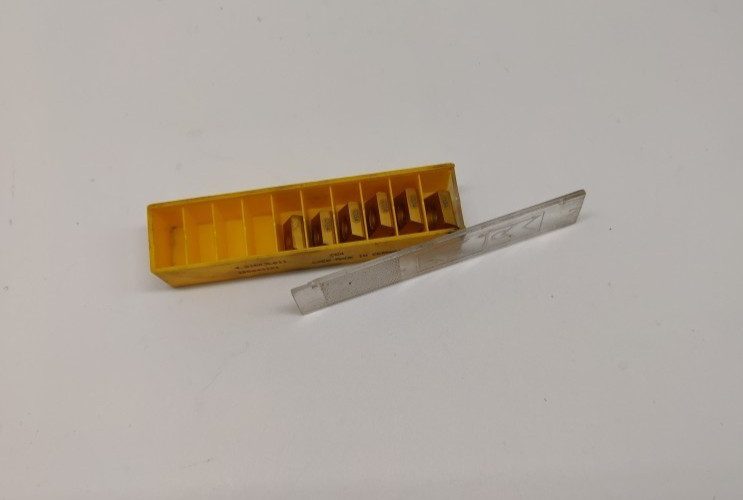 Режущий инструмент Kennametal 4.21503L615