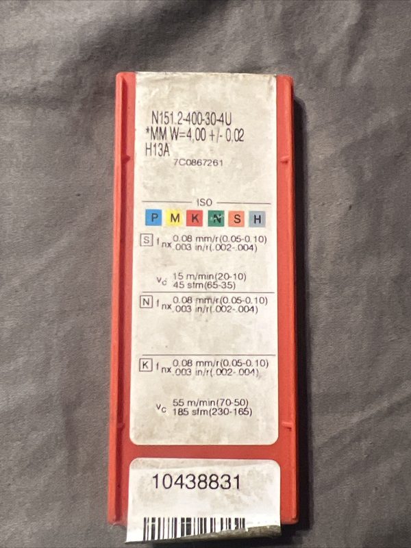 Режущий инструмент Sandvik 400-30-4U