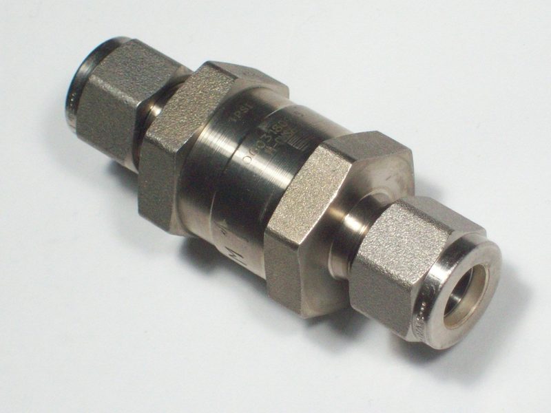 Клапан Swagelok 400/R-405