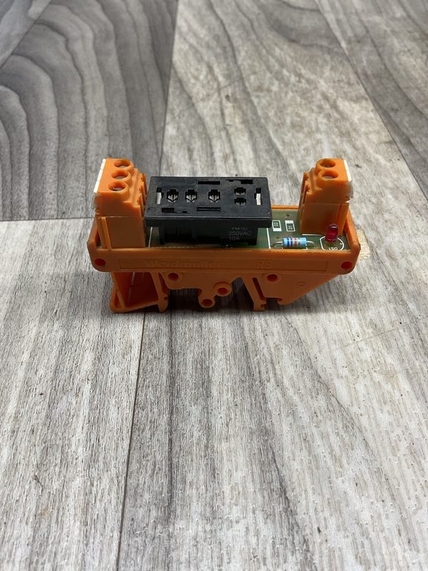 Колодка реле Weidmuller 4024F158SI