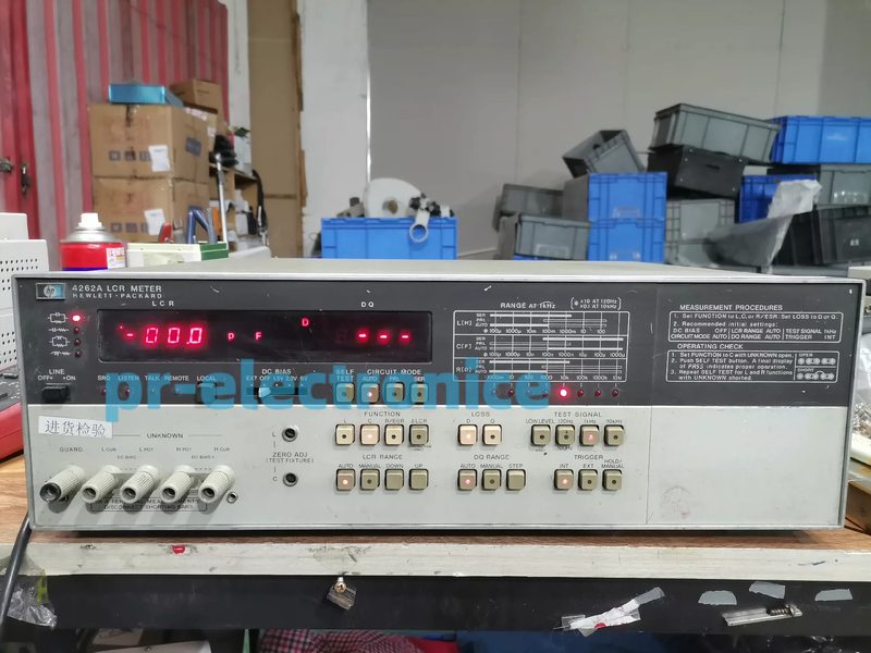 Тестер Keysight 4262A